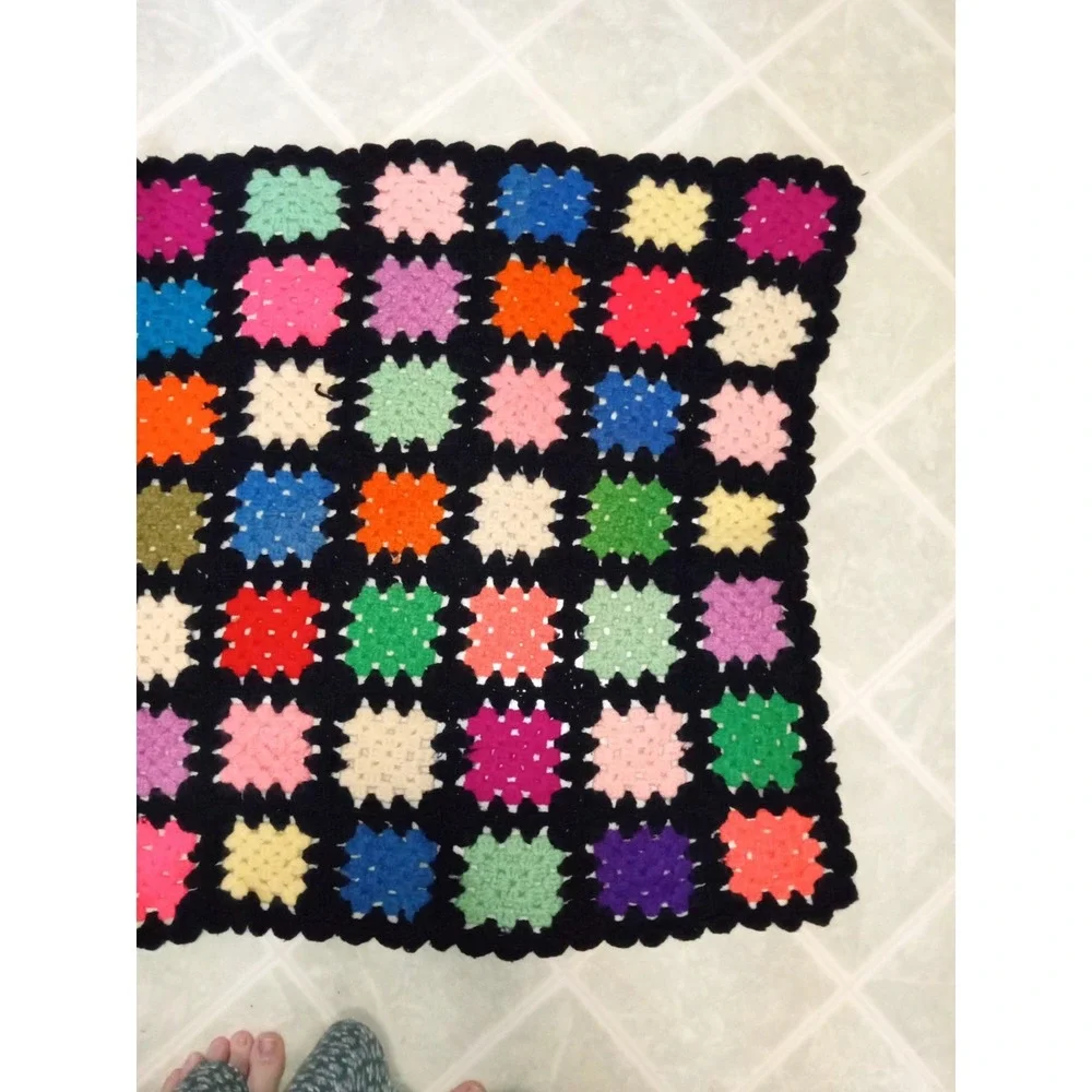 Vintage Handmade Crochet‎ Granny Square Afghan Blanket Multi-Color Black Trim